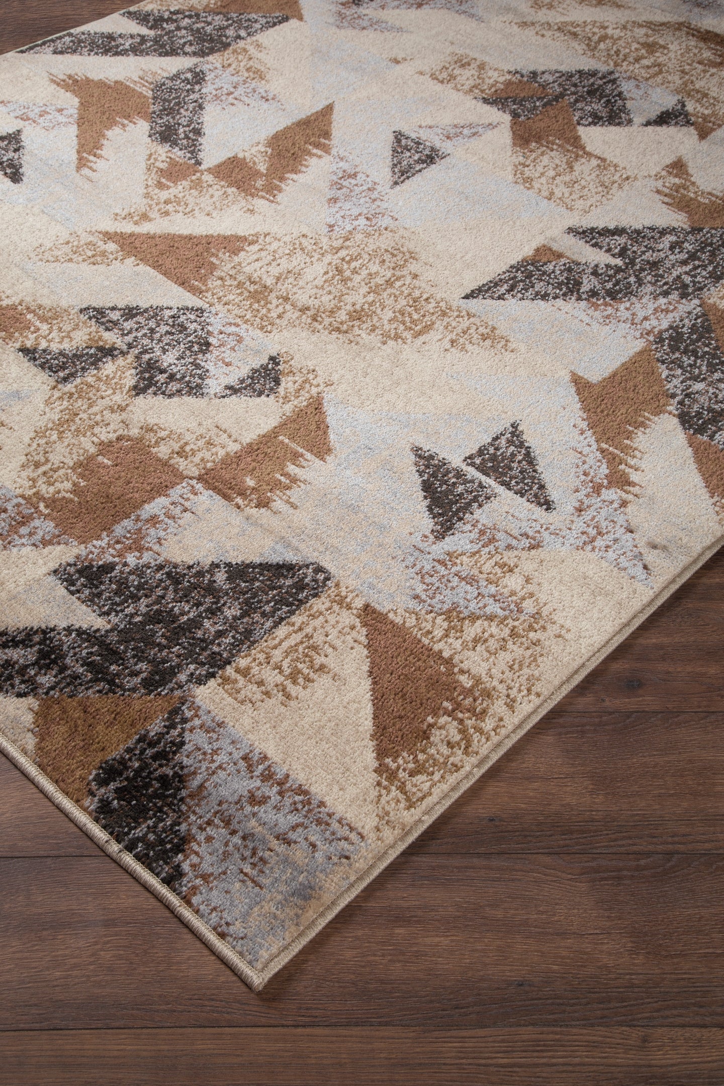 Jun Large Rug