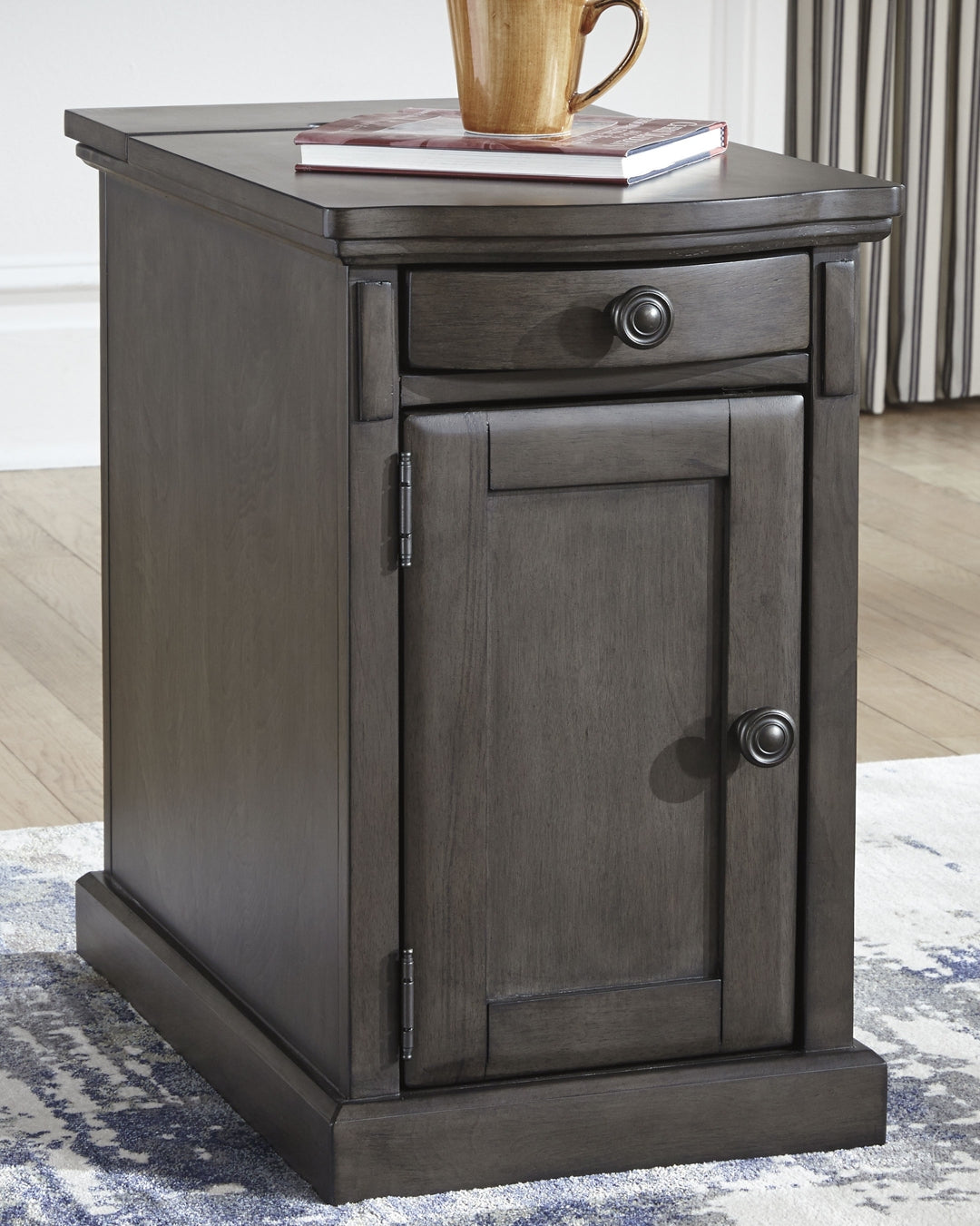 Laflorn Chair Side End Table