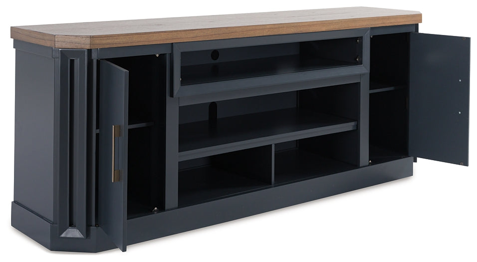 Landocken XL TV Stand w/Fireplace Option