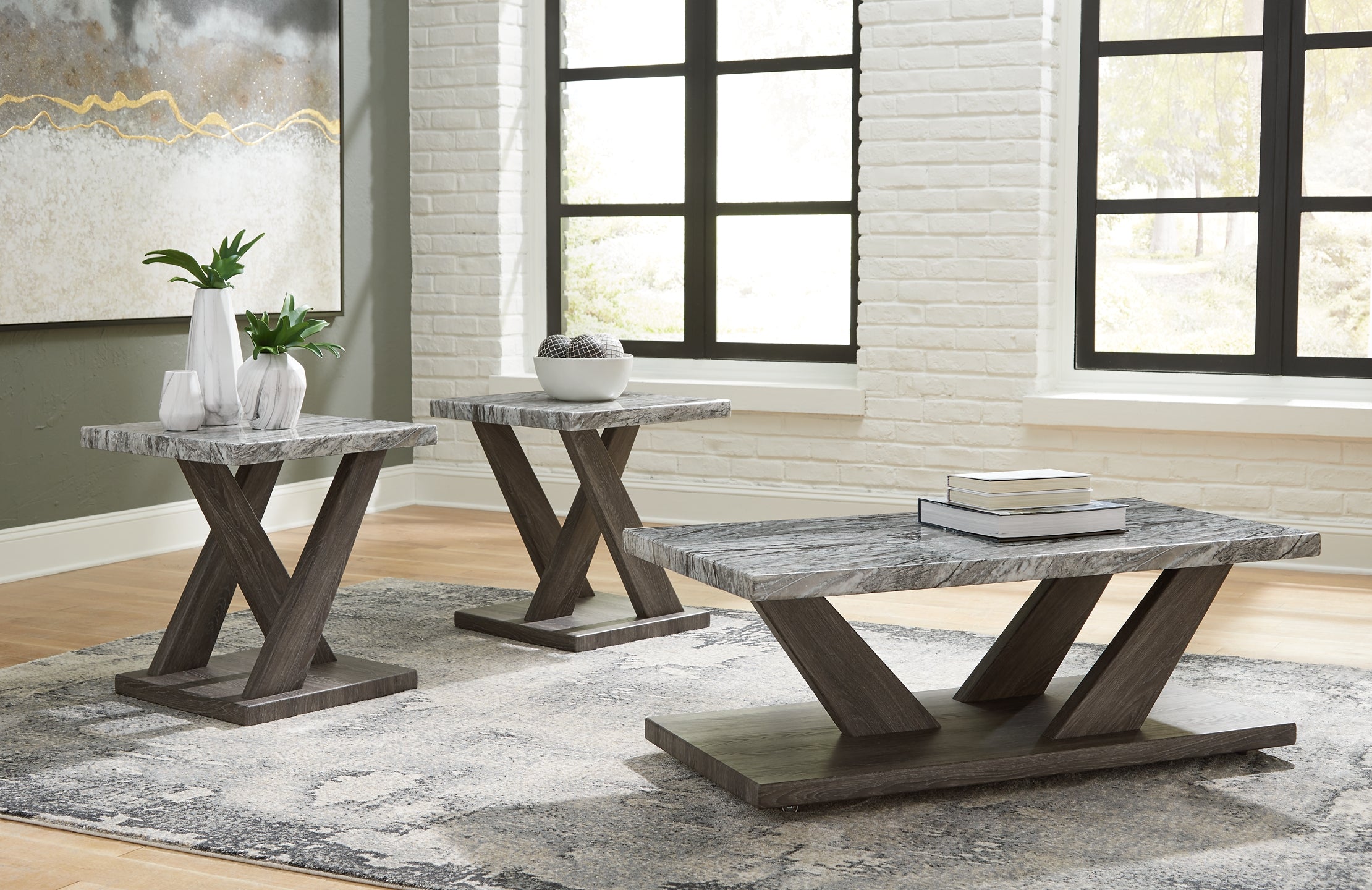 Bensonale Occasional Table (Set of 3)
