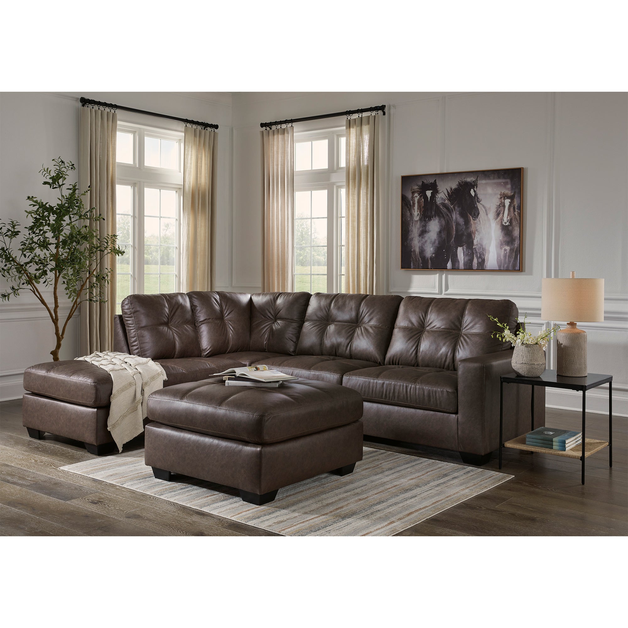 Barlin Mills 2-Piece Sectional with Chaise