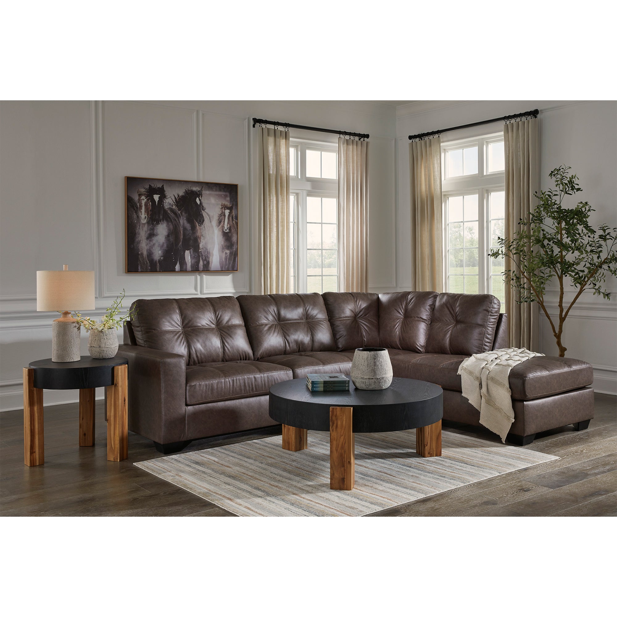 Barlin Mills 2-Piece Sectional with Chaise