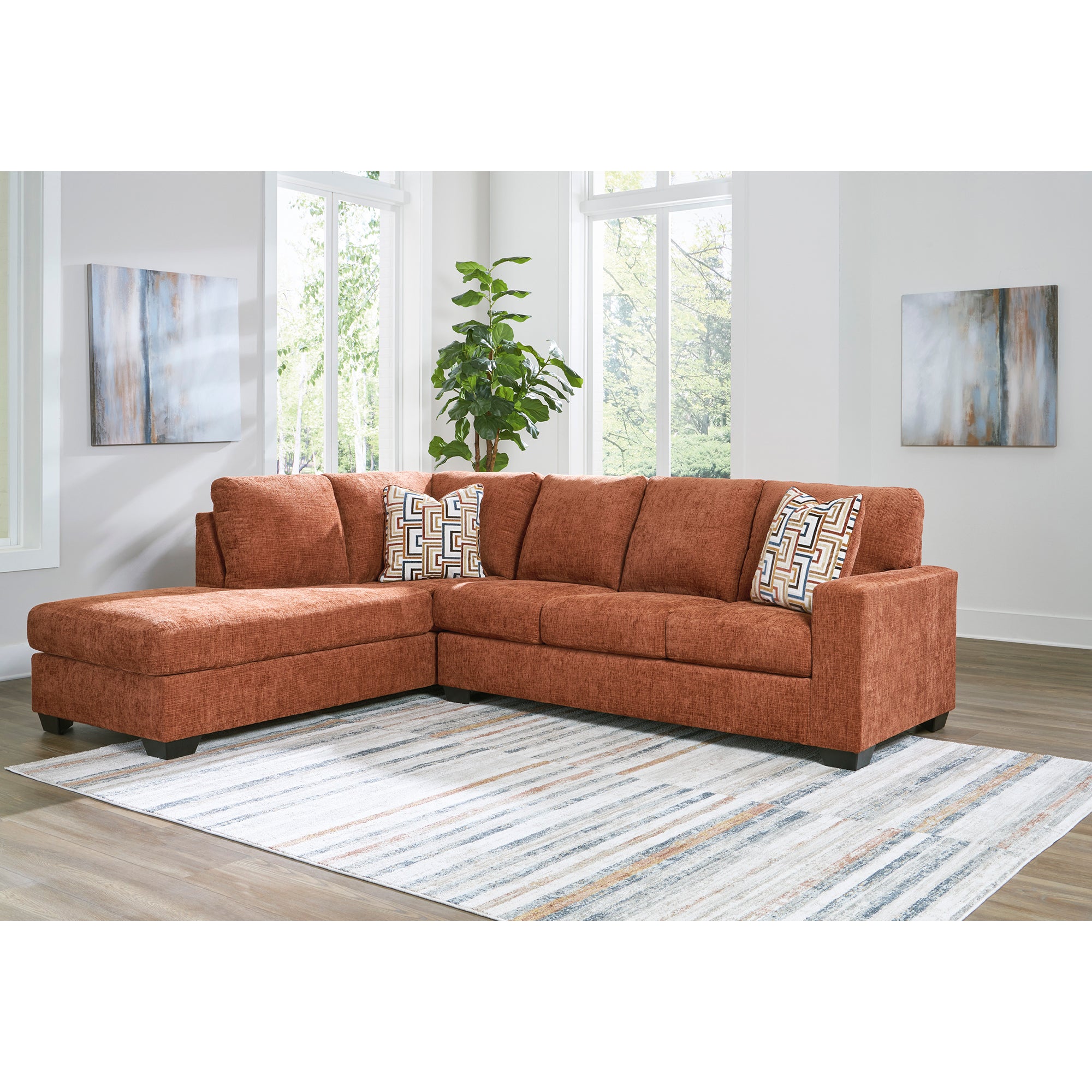 Aviemore 2-Piece Sectional with Chaise