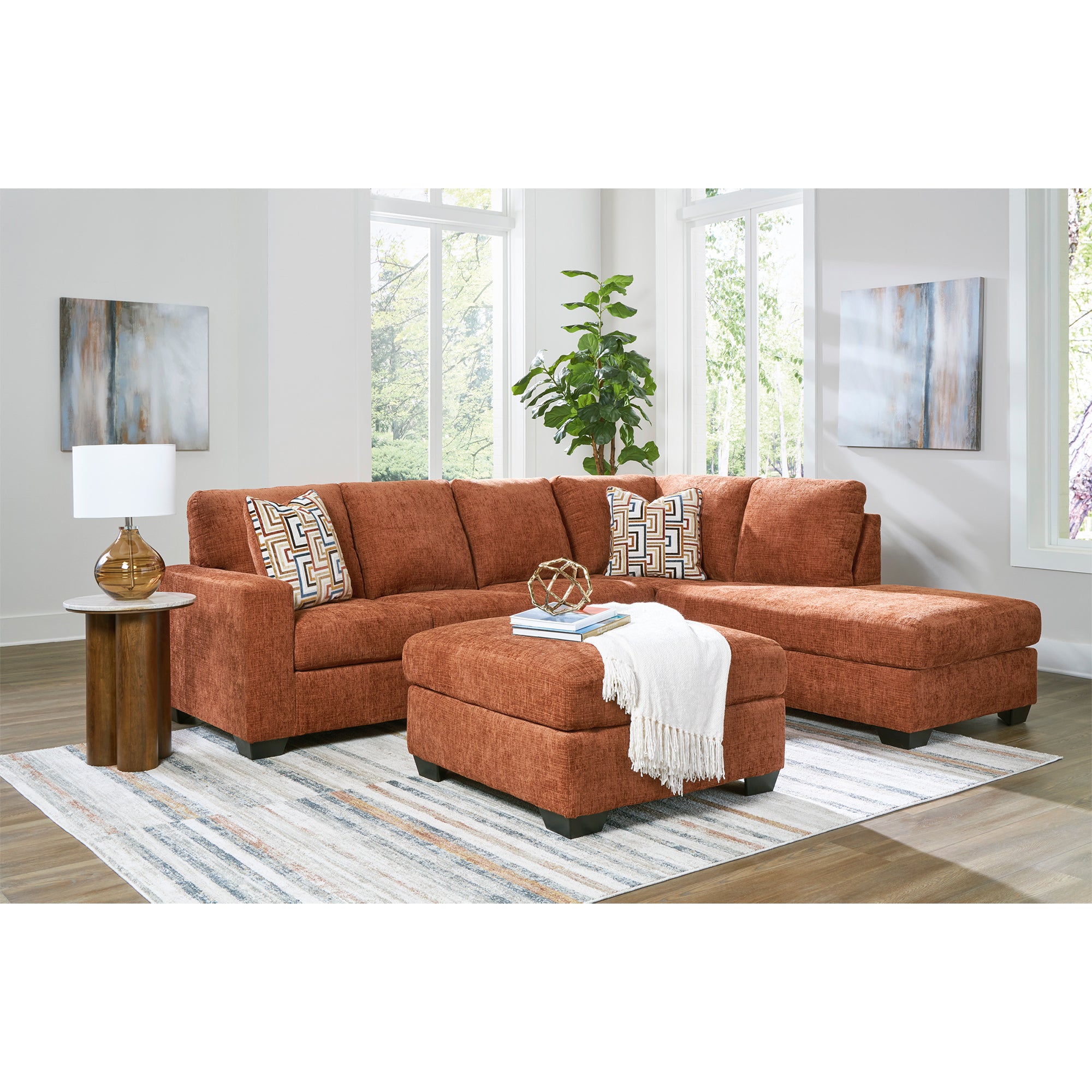 Aviemore 2-Piece Sectional with Chaise