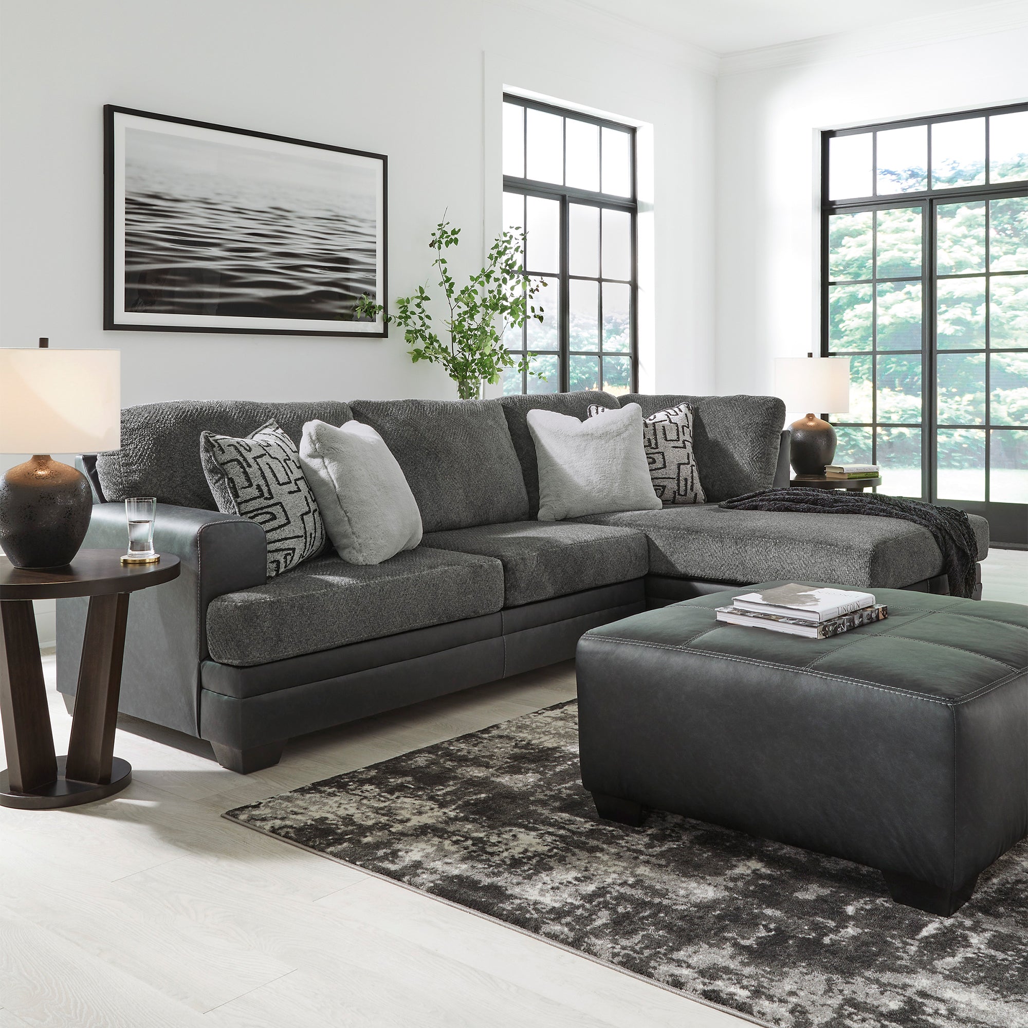 Brixley Pier 2-Piece Sectional with Right-arm Chaise