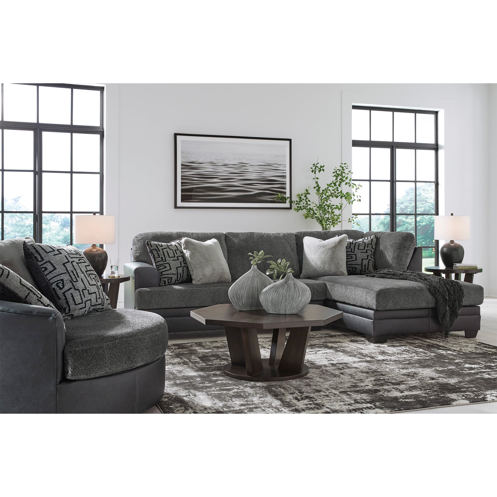 Brixley Pier 2-Piece Sectional with Right-arm Chaise