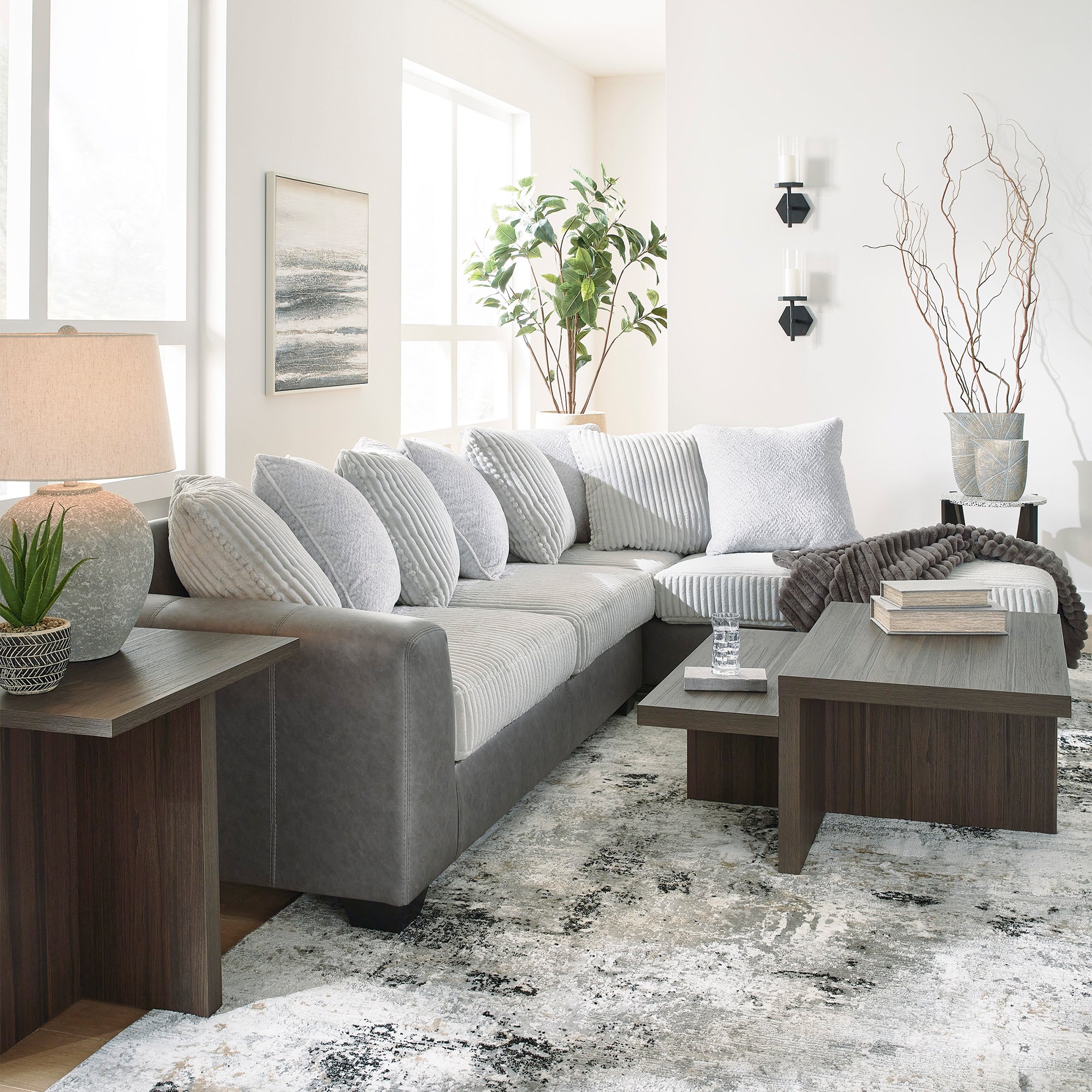 Clairette Court 2-Piece Sectional with Chaise