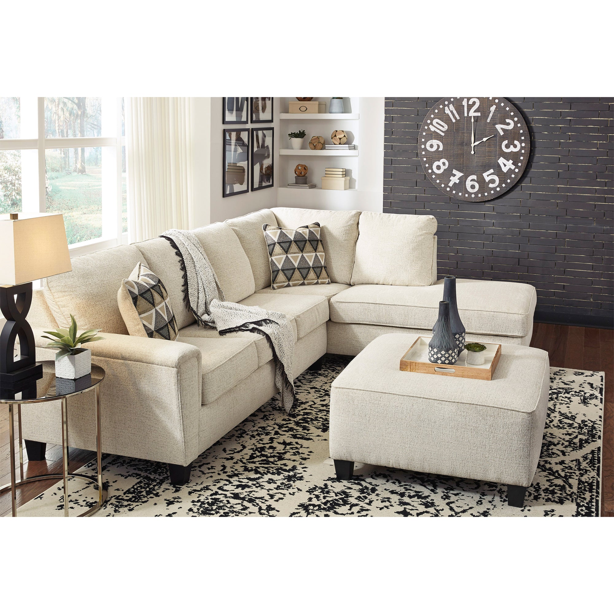 Abinger 2-Piece Sectional with Chaise in Natural Color