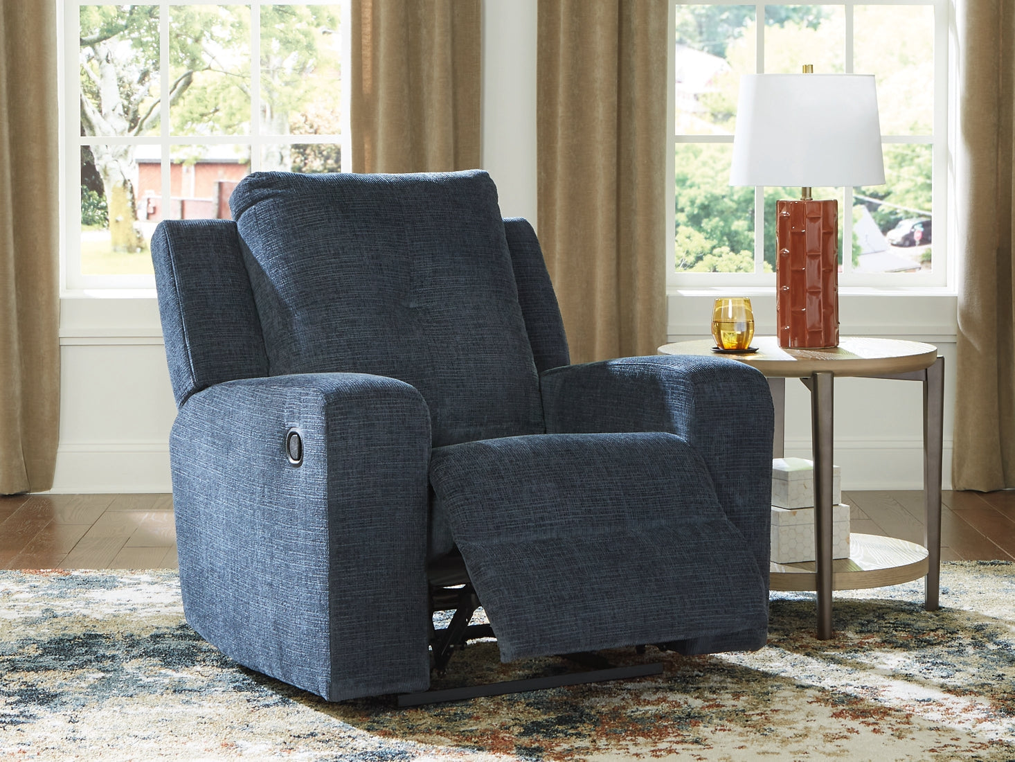 Danum Manual Recliner