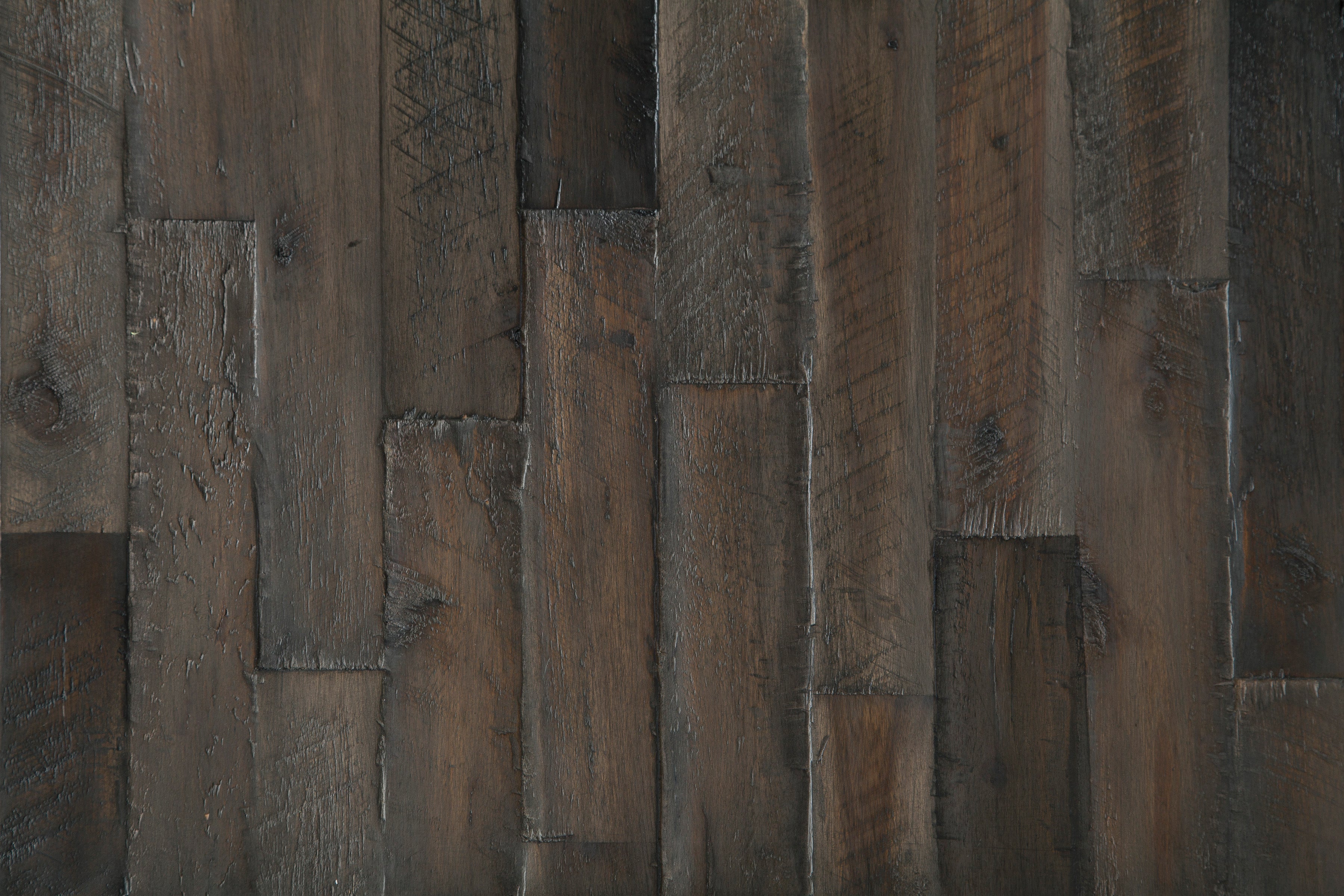 Haroflyn End Table