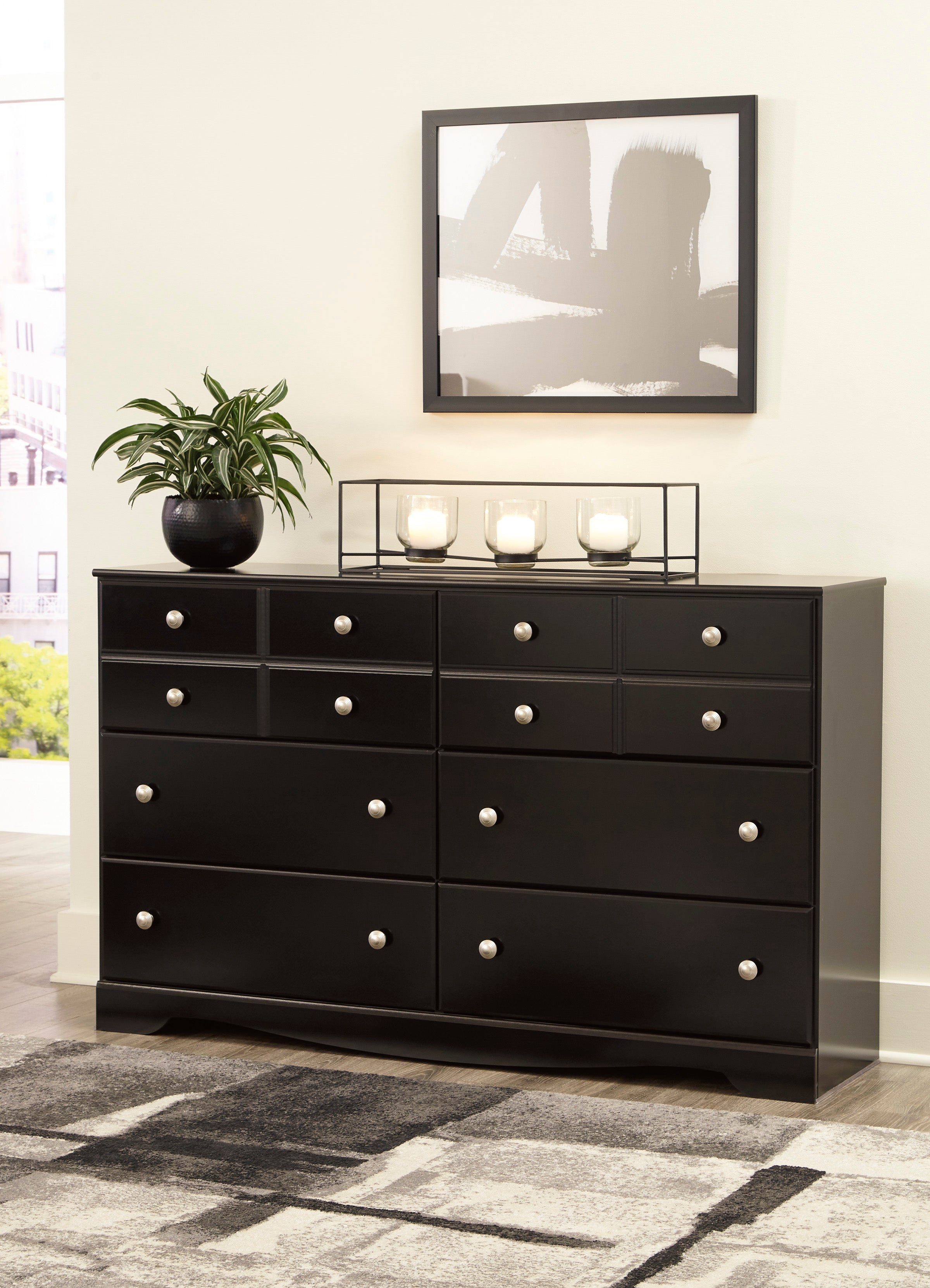 Mirlotown King Poster Bed with Mirrored Dresser