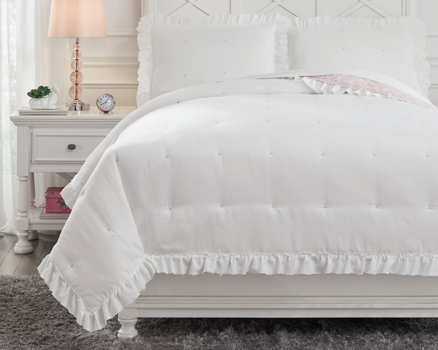 Jenalyn Twin Comforter Set