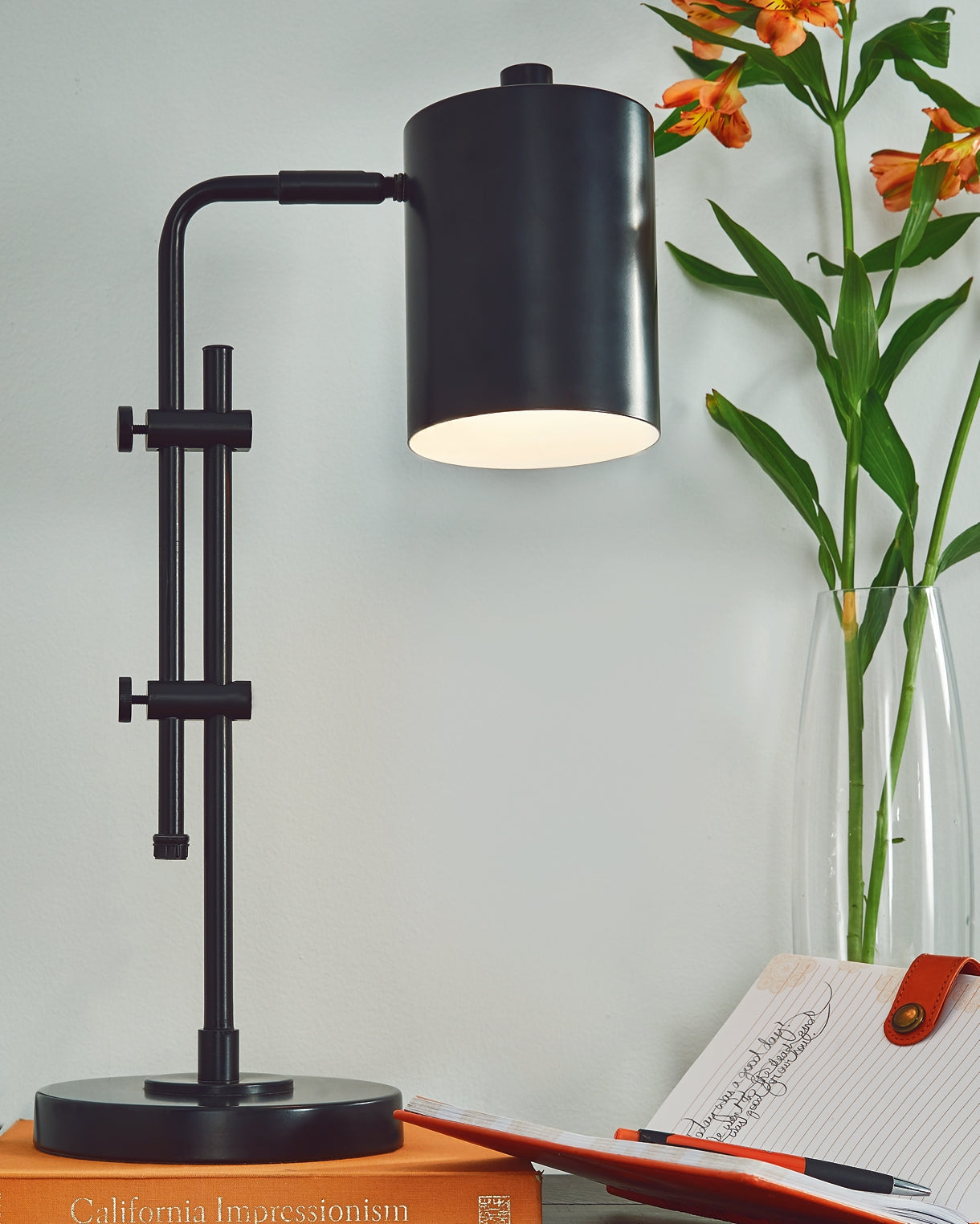 Baronvale Metal Desk Lamp (1/CN)