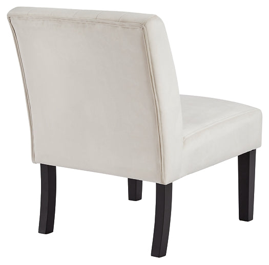 Hughleigh Accent Chair