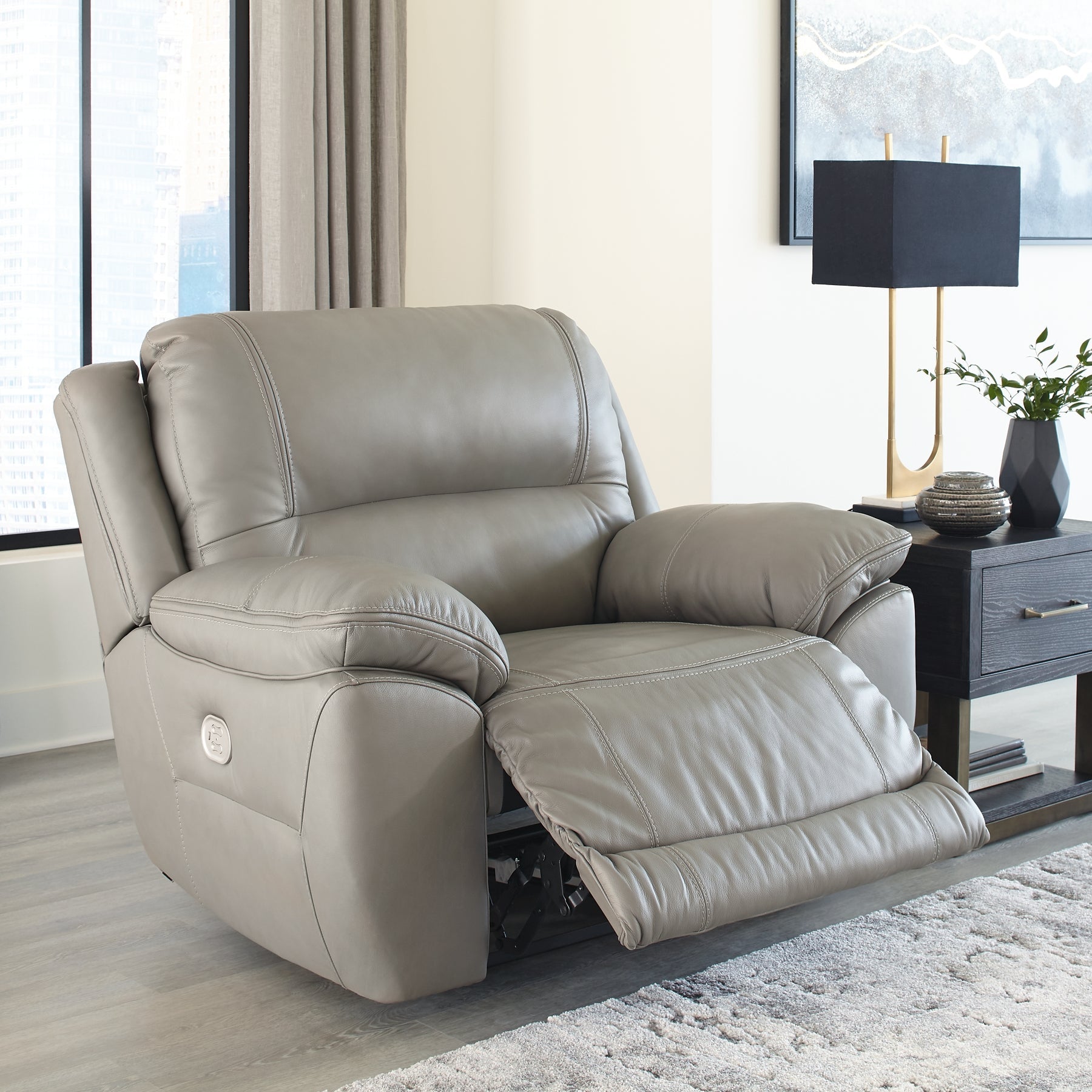 Dunleith Zero Wall Recliner w/PWR HDRST