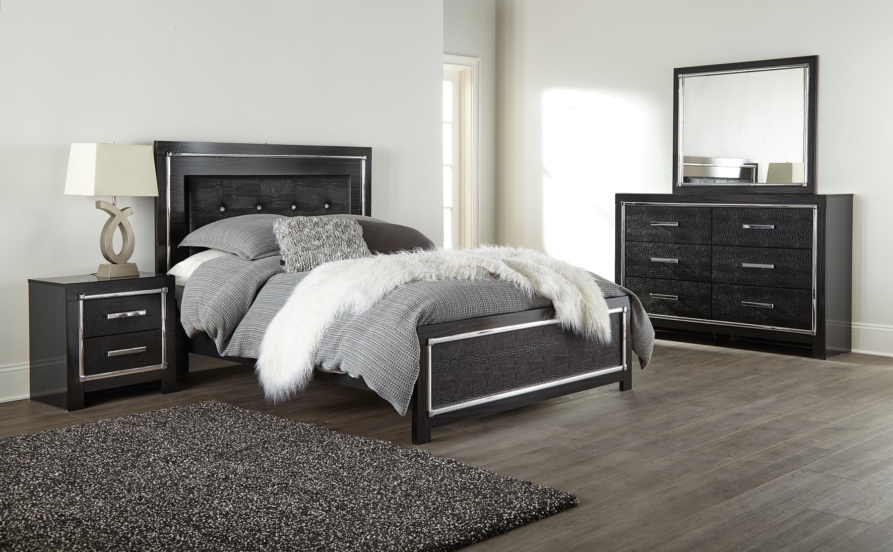 Kaydell King Panel Bed with Mirrored Dresser