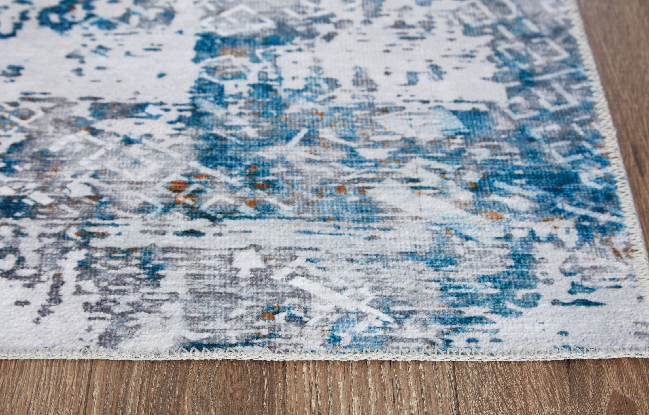 Garyard Medium Rug