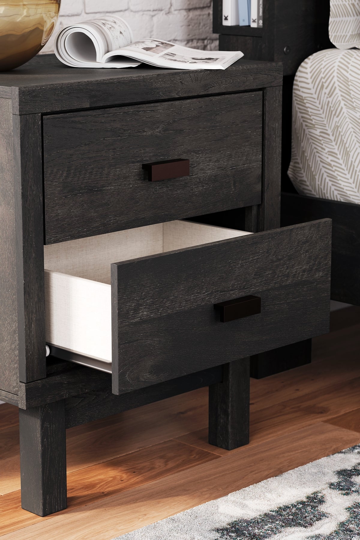 Toretto King Bookcase Headboard with Mirrored Dresser and 2 Nightstands